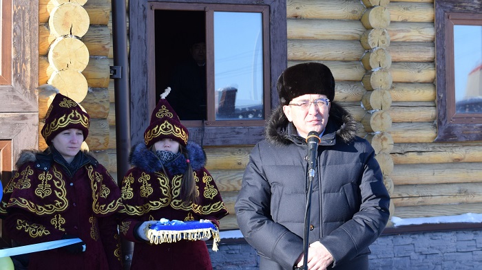 Aqmola oblysyndaǵy Qosshy aýylynda mádenıet úıi ashyldy