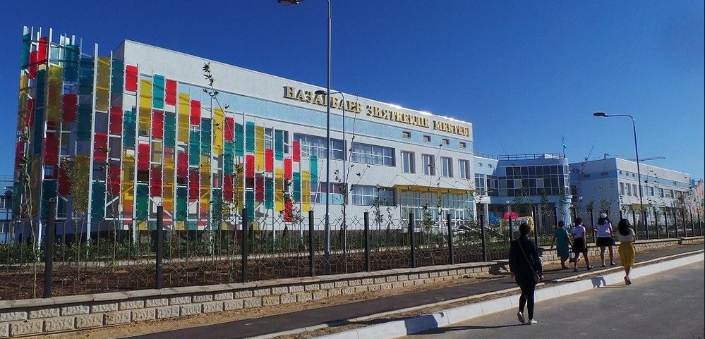 Zııatkerlik mektep ádistemesimen tanysty