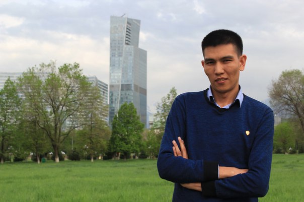 Tursynbek Bashar. Sáýir búrshigindegi sezim