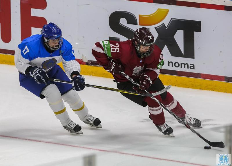 Qazaqstan hokkeı federasııasy áriptestik týraly kelisimge qol qoıdy