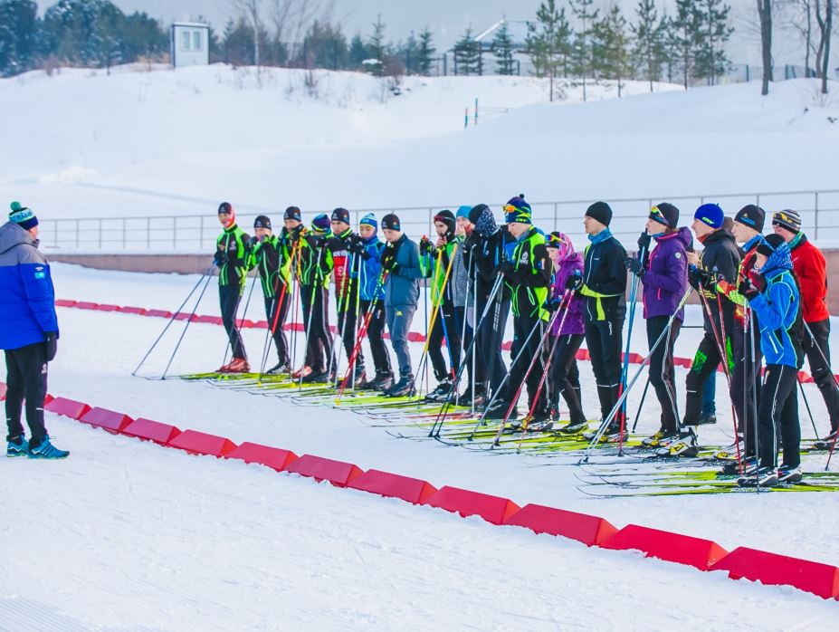 Tanymal reseılik bapker jas shańǵyshylarǵa ashyq sabaq ótkizdi