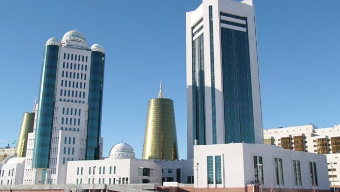 Qazaqstan 1,5 myń adamǵa halyqaralyq izdeý jarııalady - Andreı Lýkın