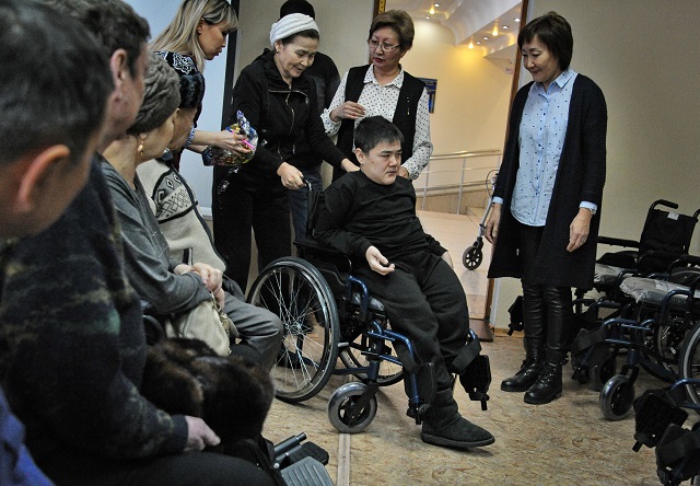 Pavlodar oblysynda múmkindigi shekteýli 21 adamǵa arba berildi
