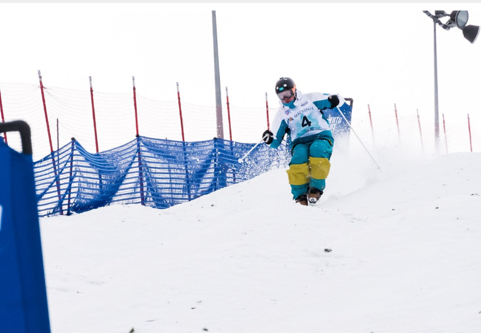 Pavel Kolmakov pen Dmıtrıı Reıherd álem kýboginiń fınalyna ótti