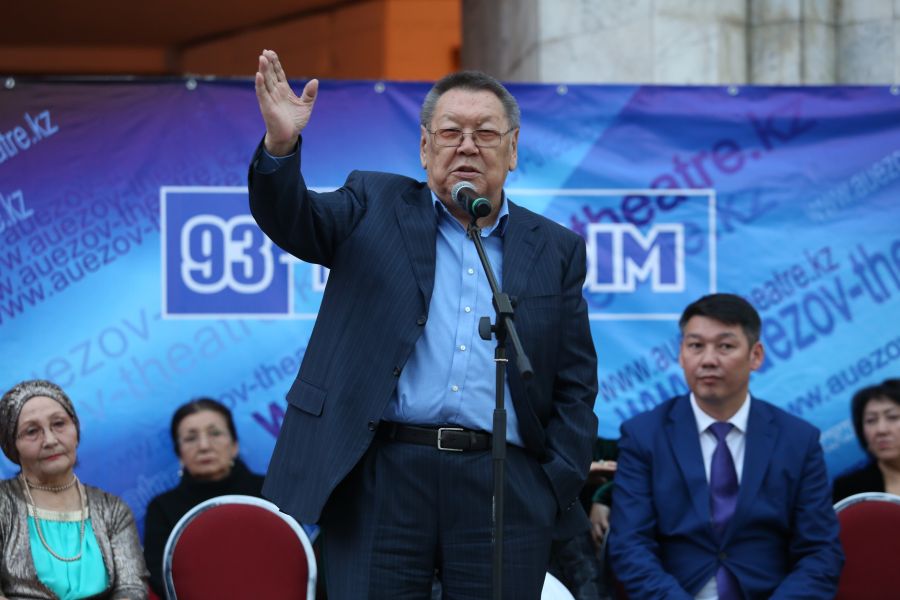 Esmuhan Obaev: Rejısserlik – qartaımaıtyn mamandyq