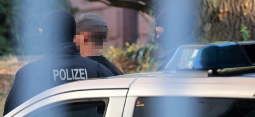 Shymkent polıseıleri qalany «mıgranttardan» tazartyp jatyr