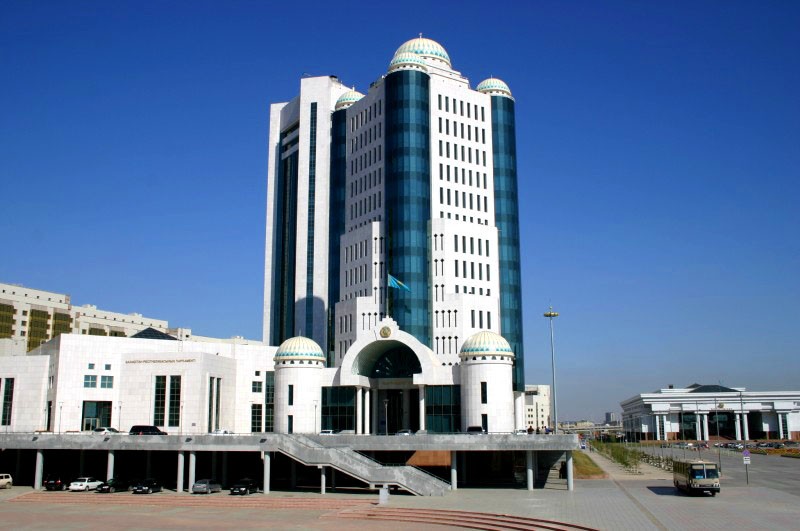 Medısınalyq kómekpen qamtý salasynda másele kóp