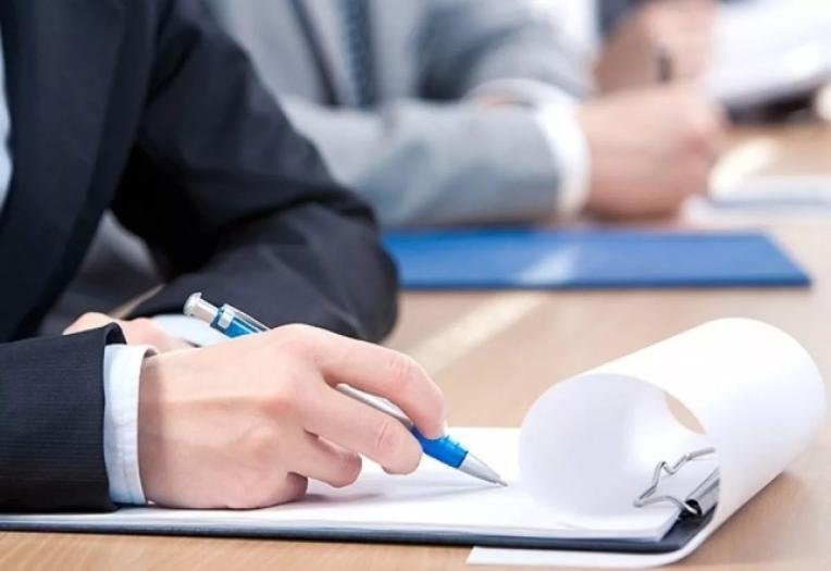 Soltústik Qazaqstanda  ákimshilik qyzmetkerleri para alýǵa beıim