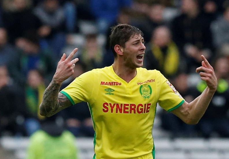 Fransııadan Anglııaǵa bet alǵan ushaq La-Mansh buǵazynda joǵalyp ketti