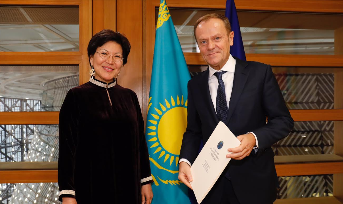 Qazaqstannyń Belgııadaǵy Elshisi Eýropalyq keńestiń Prezıdentine senim gramotalaryn tapsyrdy