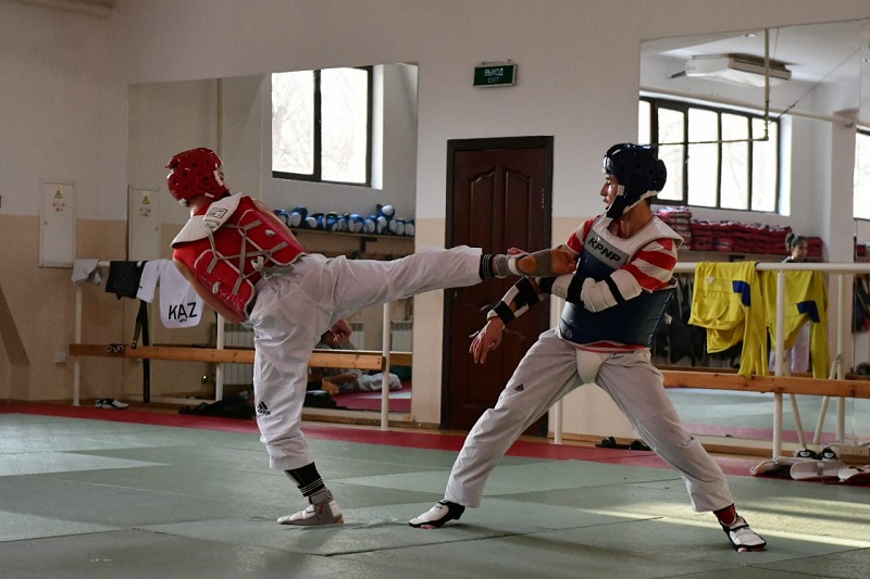 Taekvondodan Qazaqstan komandasy oqý-jattyǵý jıyndaryn bastap ketti