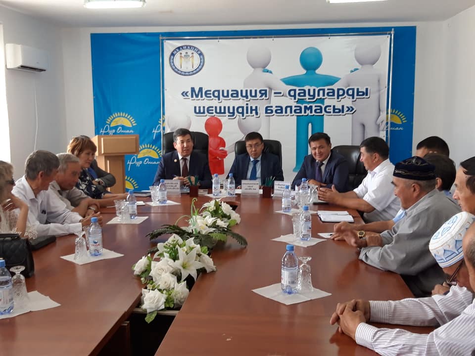 Batys Qazaqstanda dástúrli bıler keńesi iske kiristi