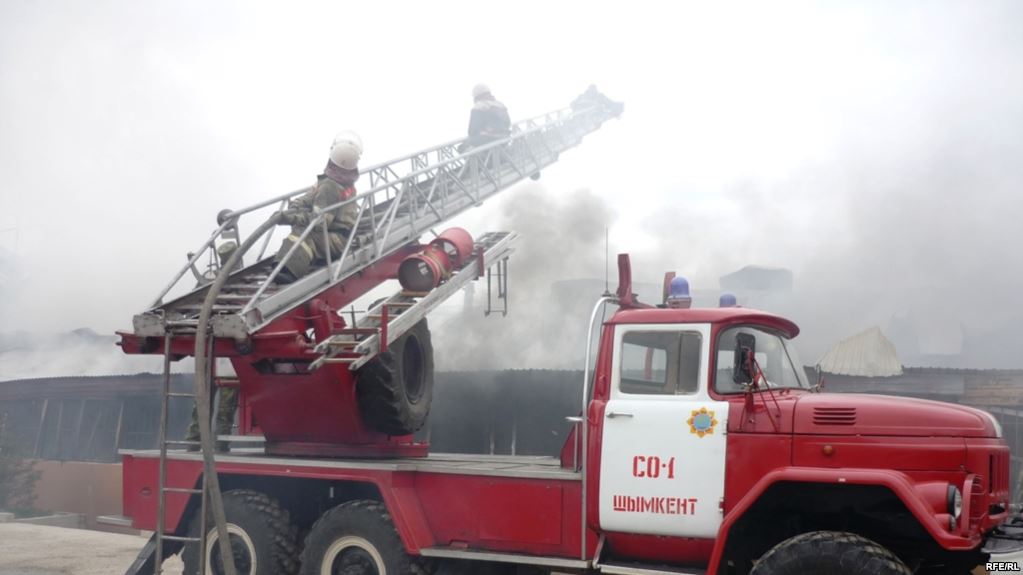 Sheneýnikter saýda ortalyqtaryndaǵy  órt qaýipsizdigi máselesine bas aýyrtpaı otyr 