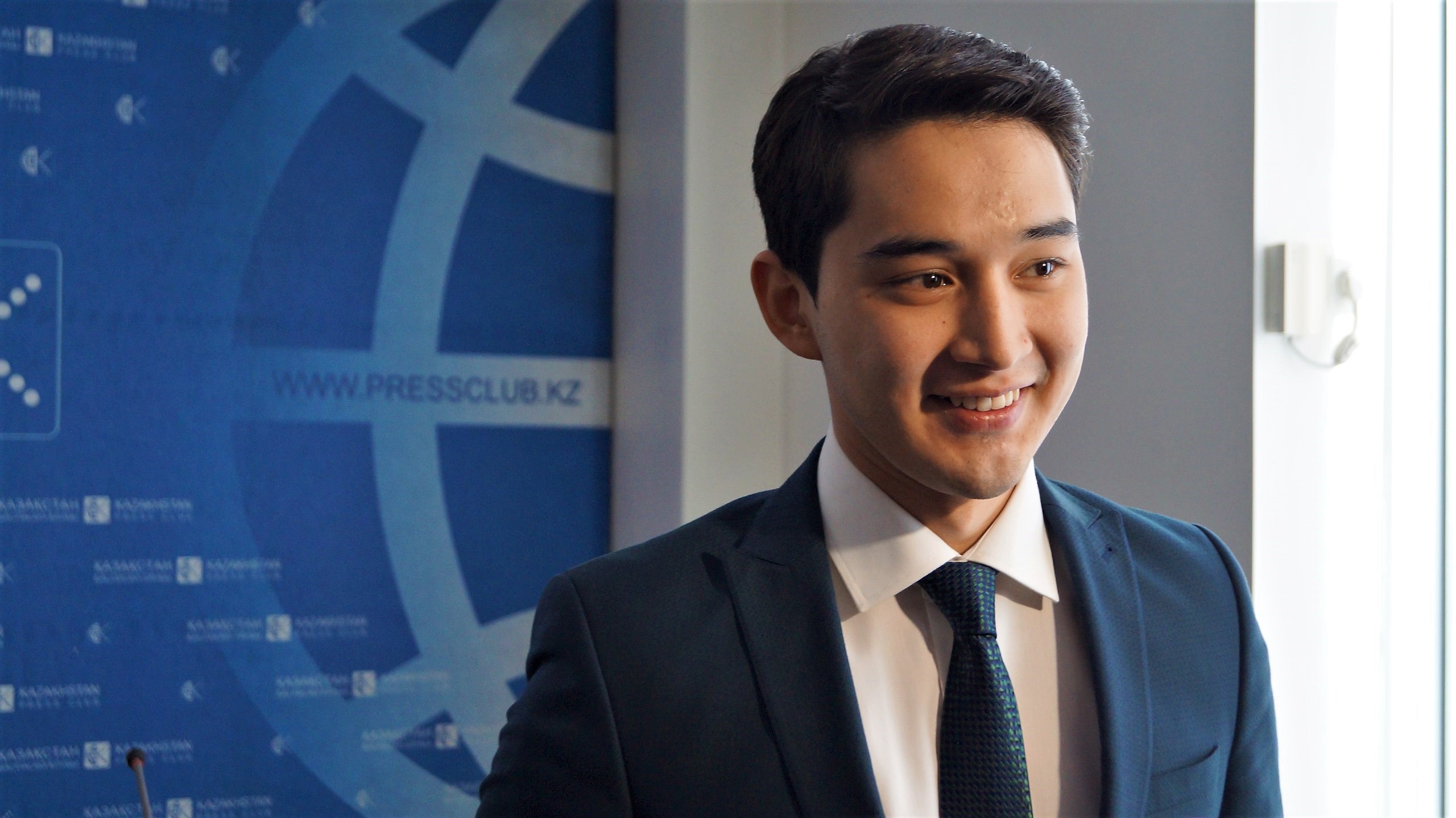 Asylhan Tólepov: О́nerdegi órenderdi qoldaýdy sezindik