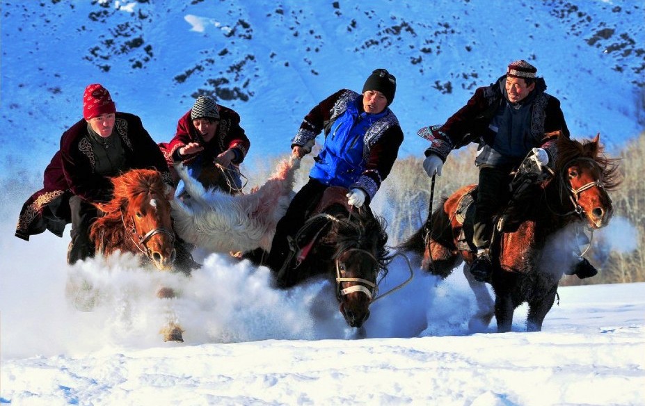 Kókbórishe qıyndyqpen qıdalasyp...