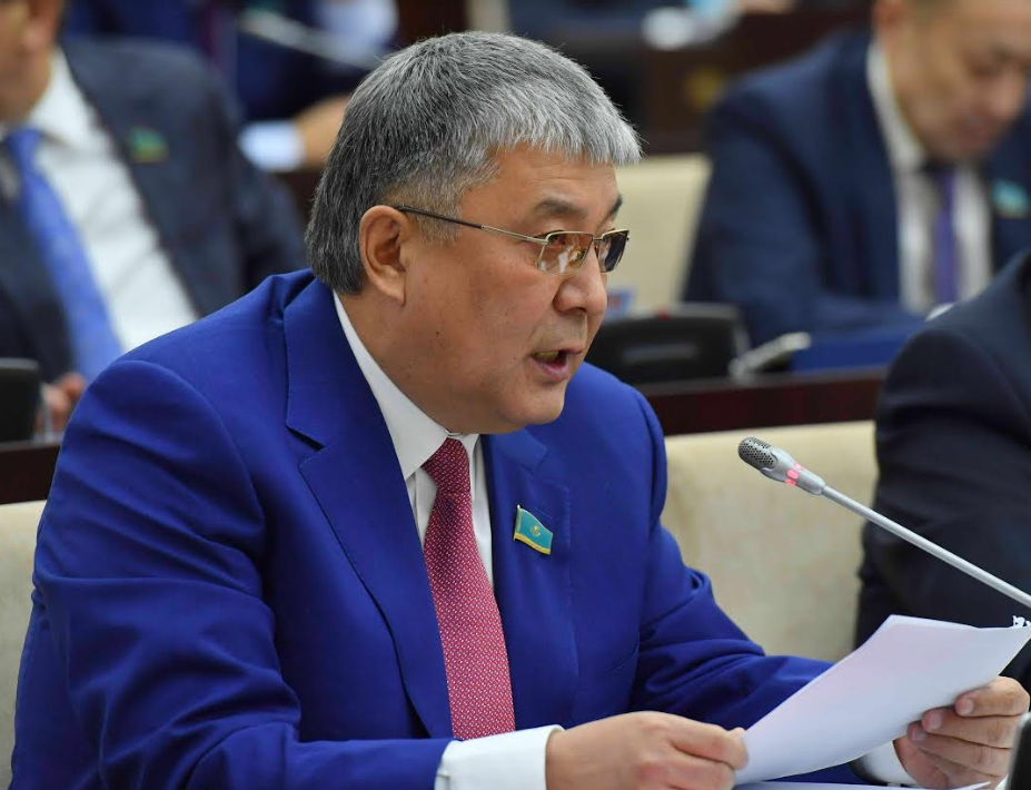 Murat Baqtııaruly: Qytaıdaǵy arhıvterdi Qazaqstanǵa ákelý kerek