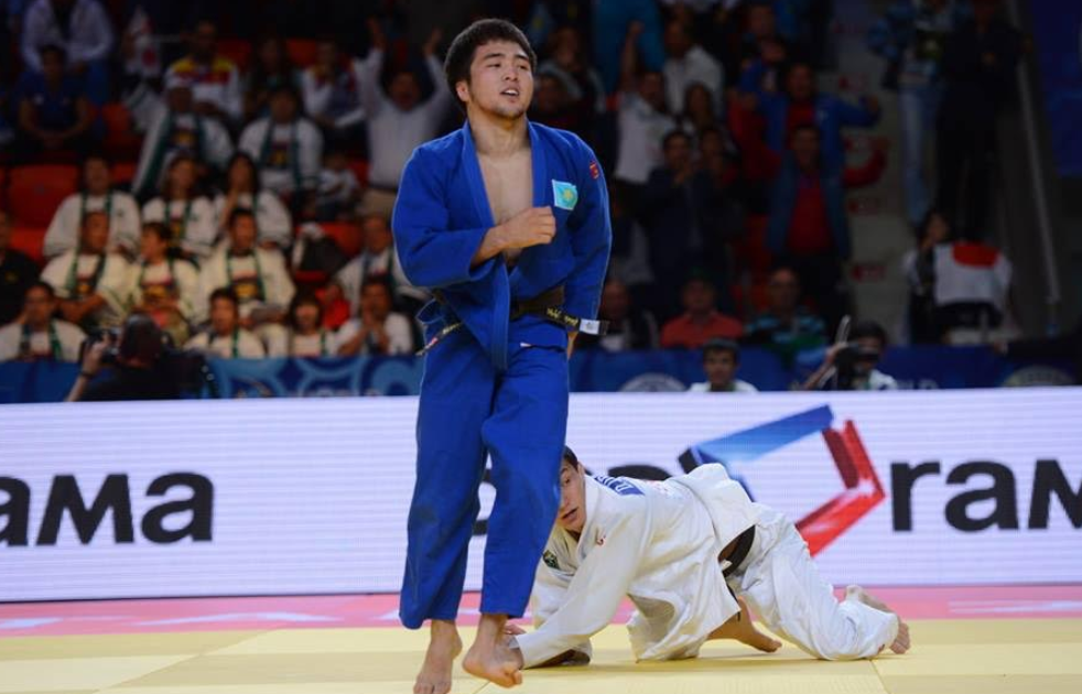 Parıjdegi týrnırde 15 balýanymyz beldesedi