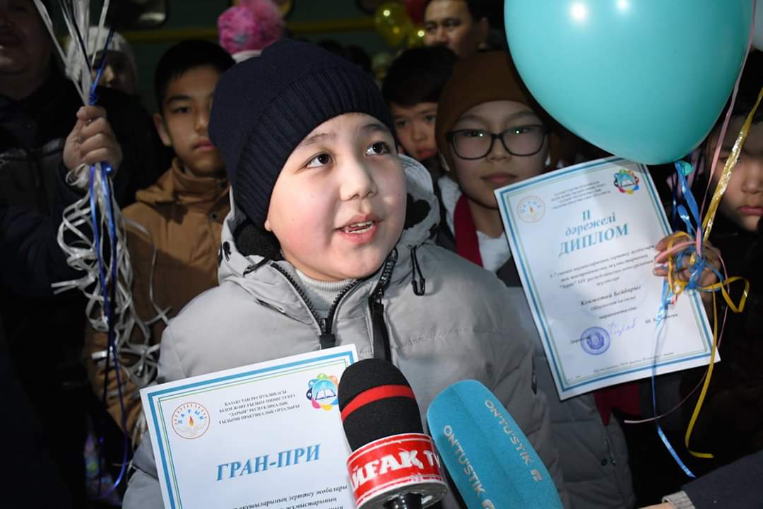 Mýltfılmniń paıdasy men zııany qandaı?