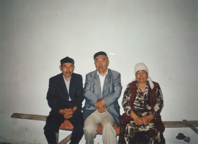 Sheraǵanyń qaryndasy shertken syr