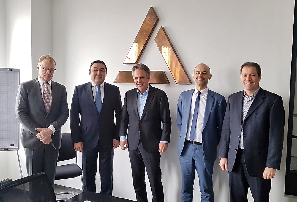 Gambýrgte Qazaqstan ekonomıkasy kúni ótti