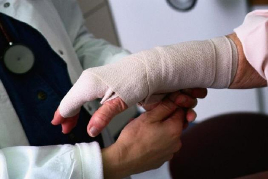 Úsik shalý saldarynan medısınalyq uıymdarǵa 14 adam júgingen