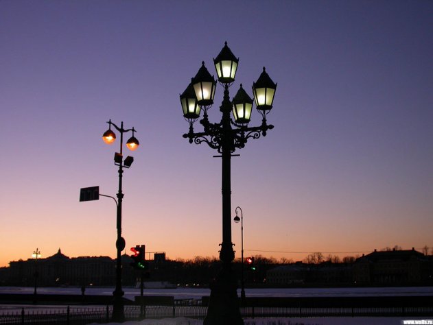 Atyraýdyń shamdary da «aqyldy»