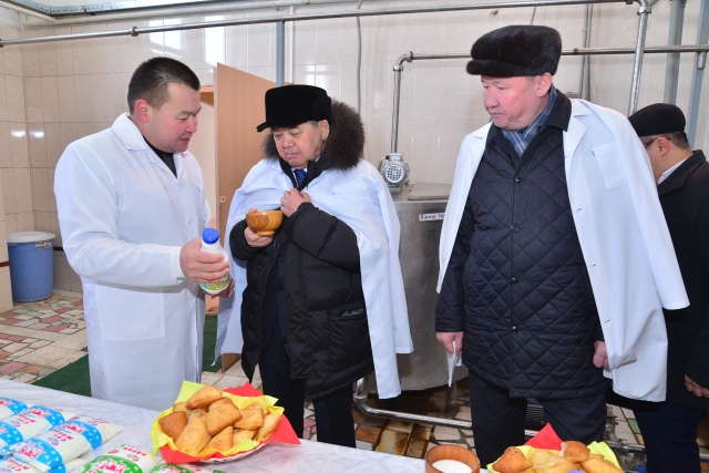 Májilis depýtaty Qýanysh Sultanov otyrarlyqtarmen júzdesti