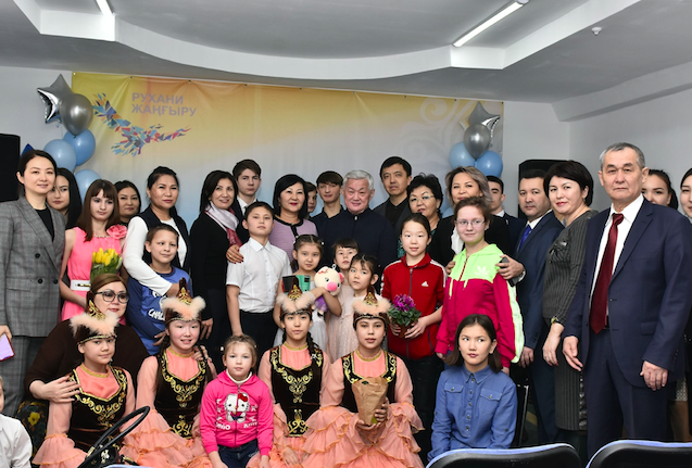 Saparbaev: Birde bir bala nazarsyz ári qamqorsyz qalmaýy kerek