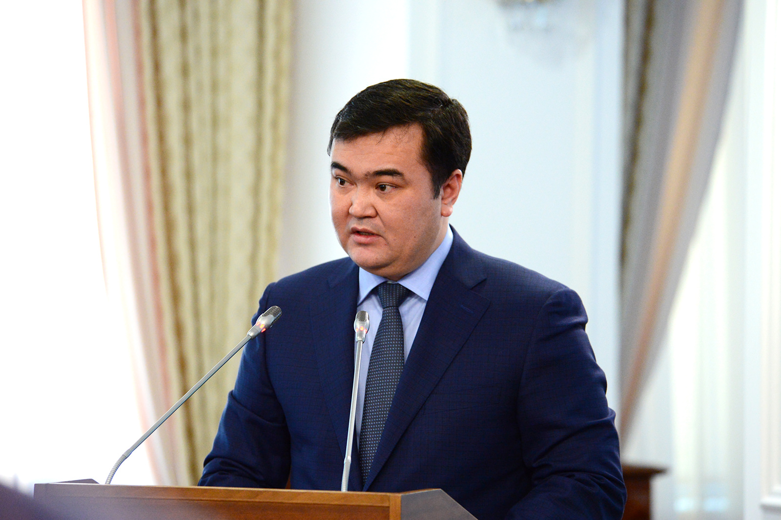 J.Qasymbek: Intellektýaldy kólik júıesi qurylady