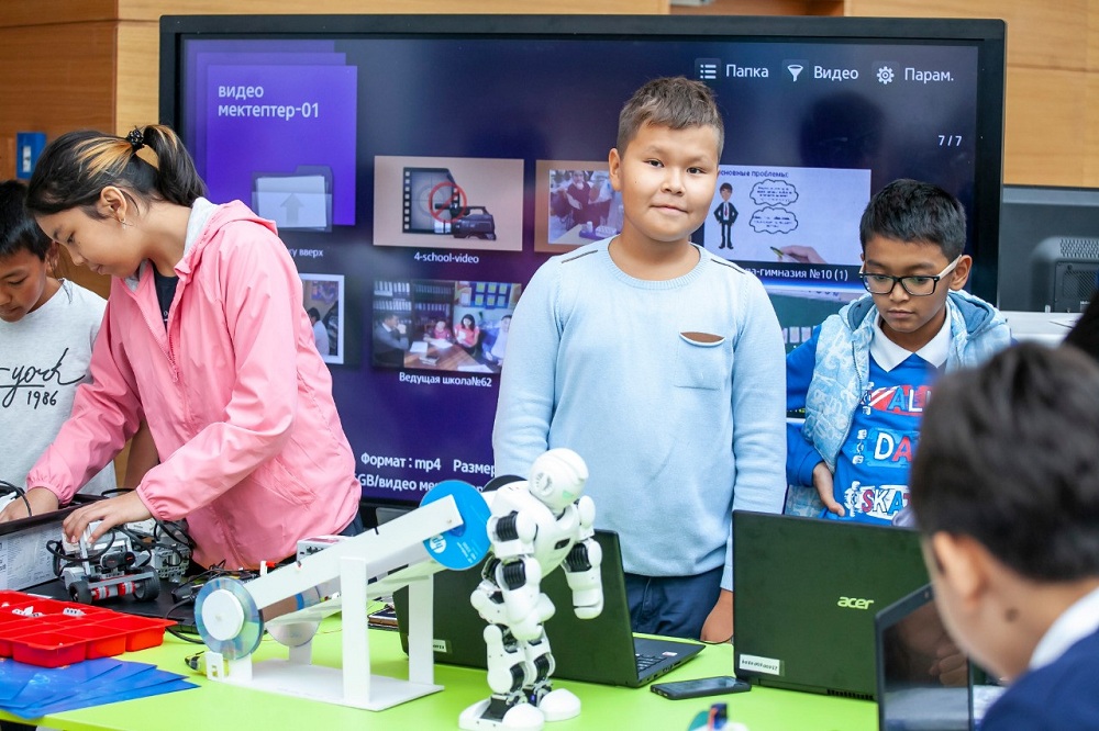 Elorda oqýshylary ınnovasııaǵa den qoıady