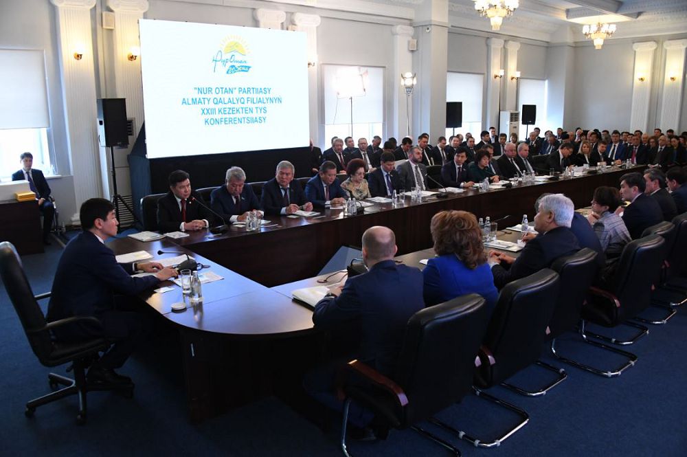 Qoldaýǵa zárý otbasylar partııa nazarynda