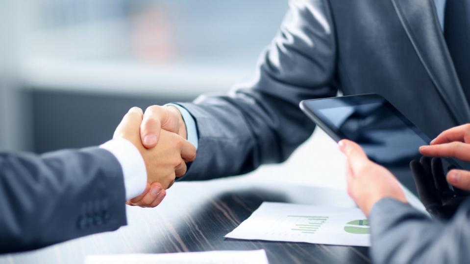 «Kásipkerlikti qoldaý» kartasy boıynsha  3 iri óndiris iske qosyldy – A. Batalov