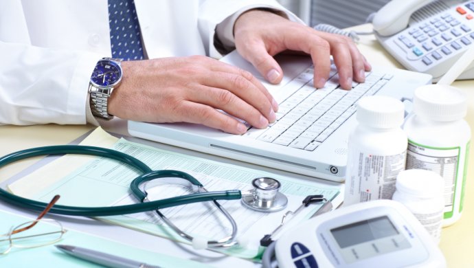 Almaty oblysy ár ekinshi turǵynynda «Elektrondy densaýlyq pasporty» bar