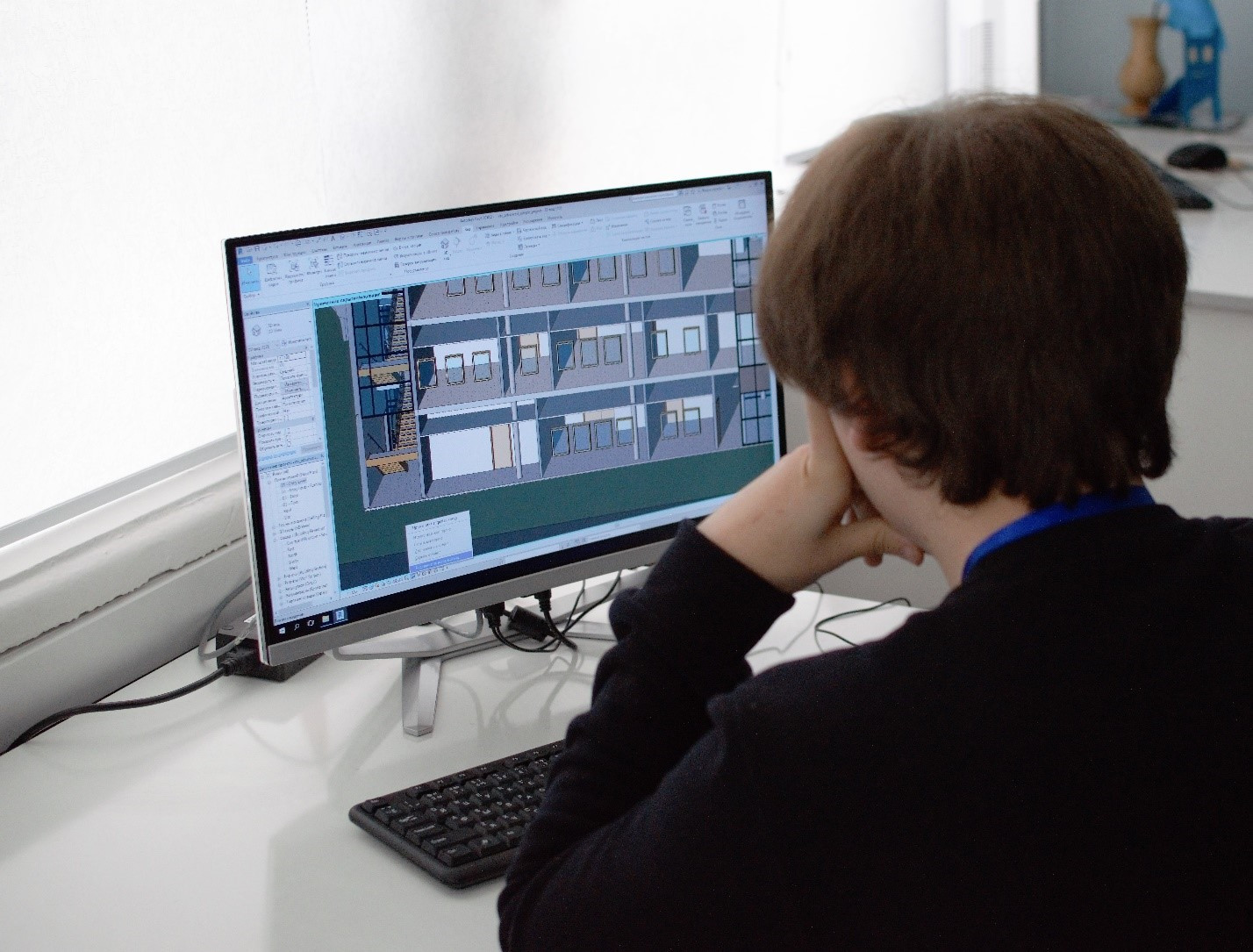 Komıýnıtı-ortalyqtar: balalarǵa arnalǵan tegin úıirmeler men seksııalar