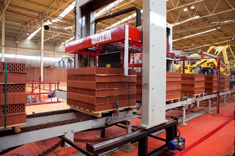 Túrkistan: Báıdibekte jylyna 70 mln kirpish óndiretin zaýyt salynady