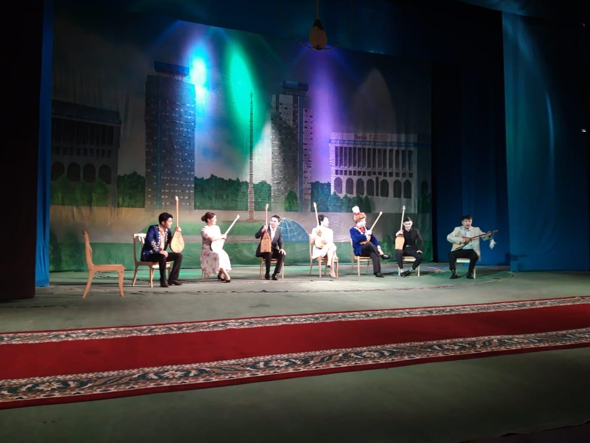 Semeıde Dáýlet Seısenulynyń 70 jas mereıtoıy ótti