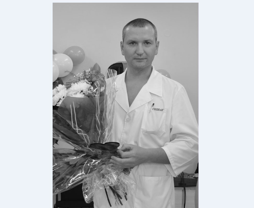 Ákimge alǵashqy qoıylǵan suraq dáriger Gerasımovty máńgi este qaldyrý týraly boldy