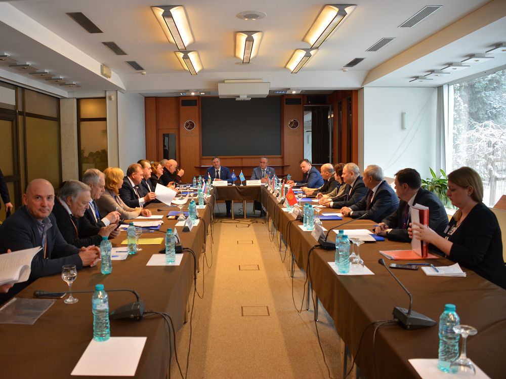 Bektas Beknazarov Moldovadaǵy saılaýdy baqylaýǵa qatysty