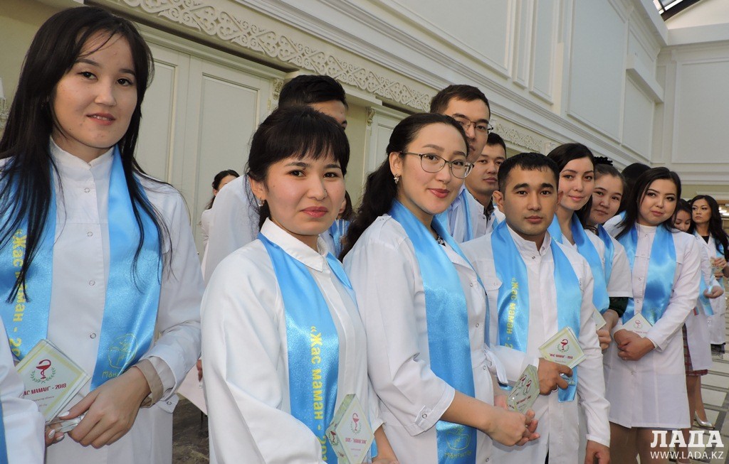 Jas pedıatr dárigerlerdiń II basqosýy ótedi