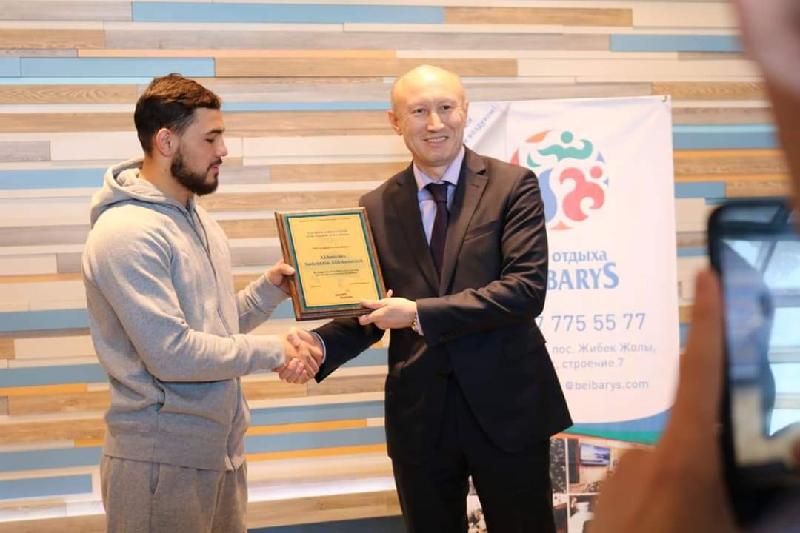 Sadrıddın Ahmedov Qazaqstan týrızminiń elshisi atandy