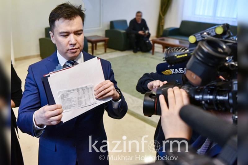 Jańa mınıstr kommýnaldyq qyzmetke qansha tóleıtinin aıtty