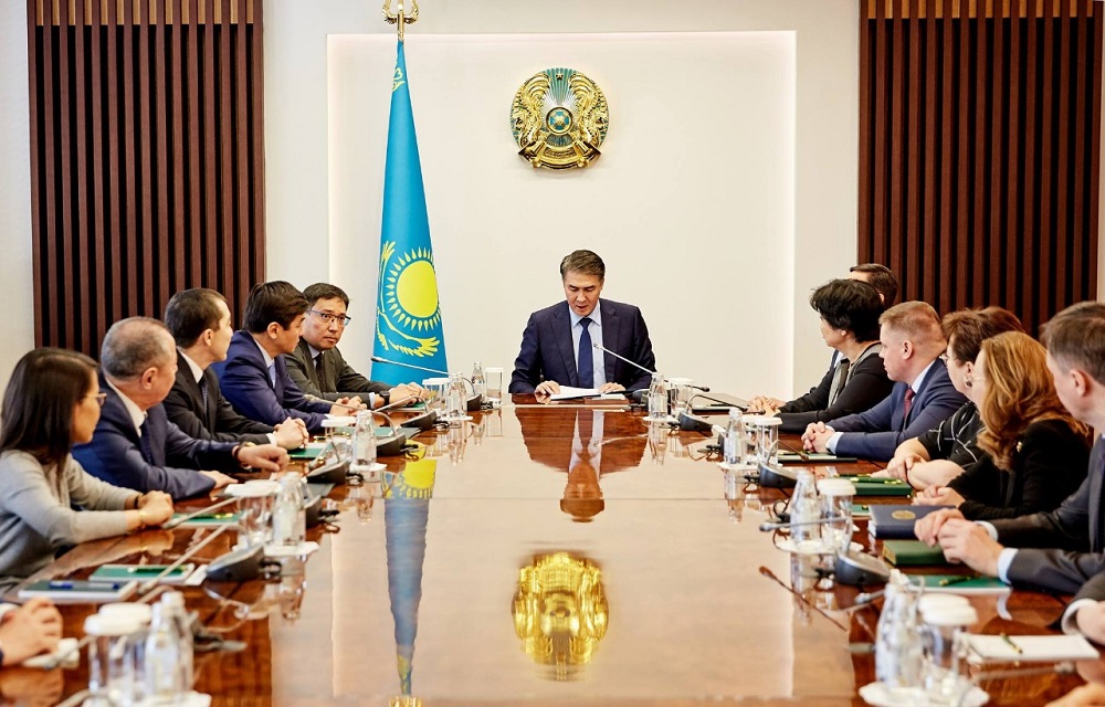 Erbolat Dosaev Ulttyq bank basshysy laýazymyndaǵy jumysyna kiristi