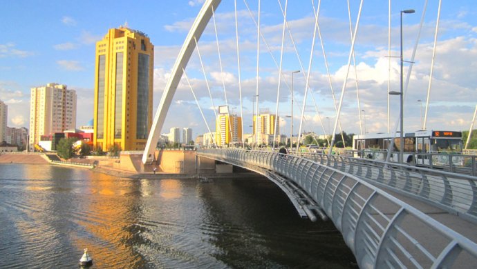 Azııa elderiniń stýdentteri Astanaǵa keledi