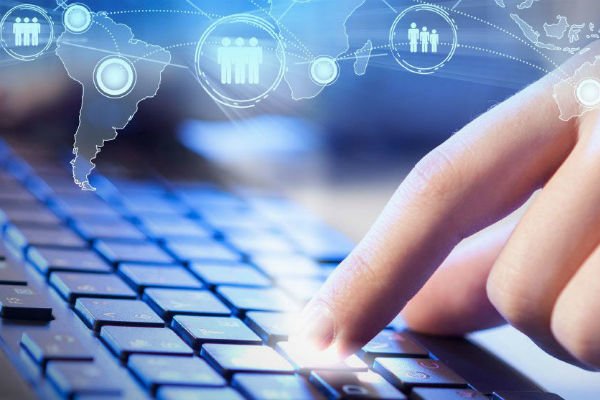 Elektrondy júıege kóshiriledi