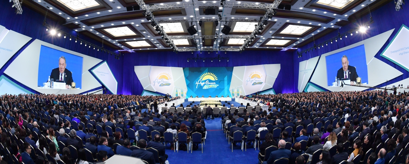 Elbasy az qamtylǵan otbasylarǵa páter satyp alýdy qoljetimdi etýdi tapsyrdy