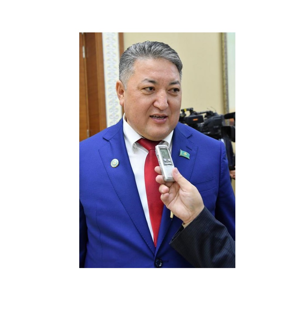 Sezden kútken úmitim aqtaldy - Bekzat Altynbekov