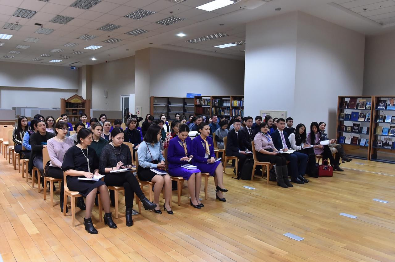 Astananyń ekskýrsovodtary men mýzeı qyzmetkerleri biliktiligin arttyrdy