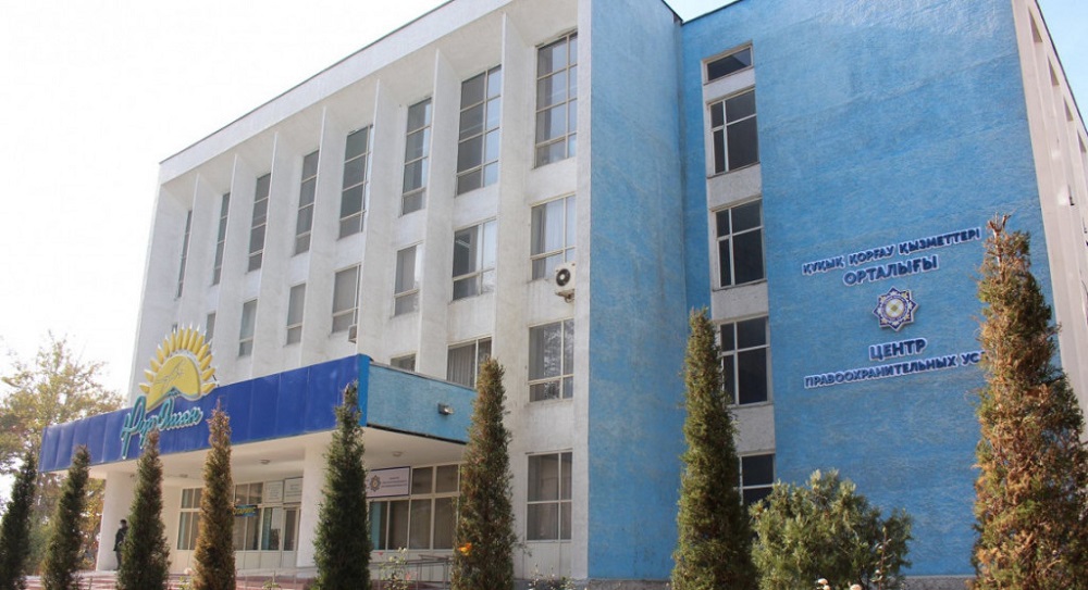 Shymkent prokýratýrasy Alǵys aıtý kúnine oraı Ashyq esik kúnin ótkizdi