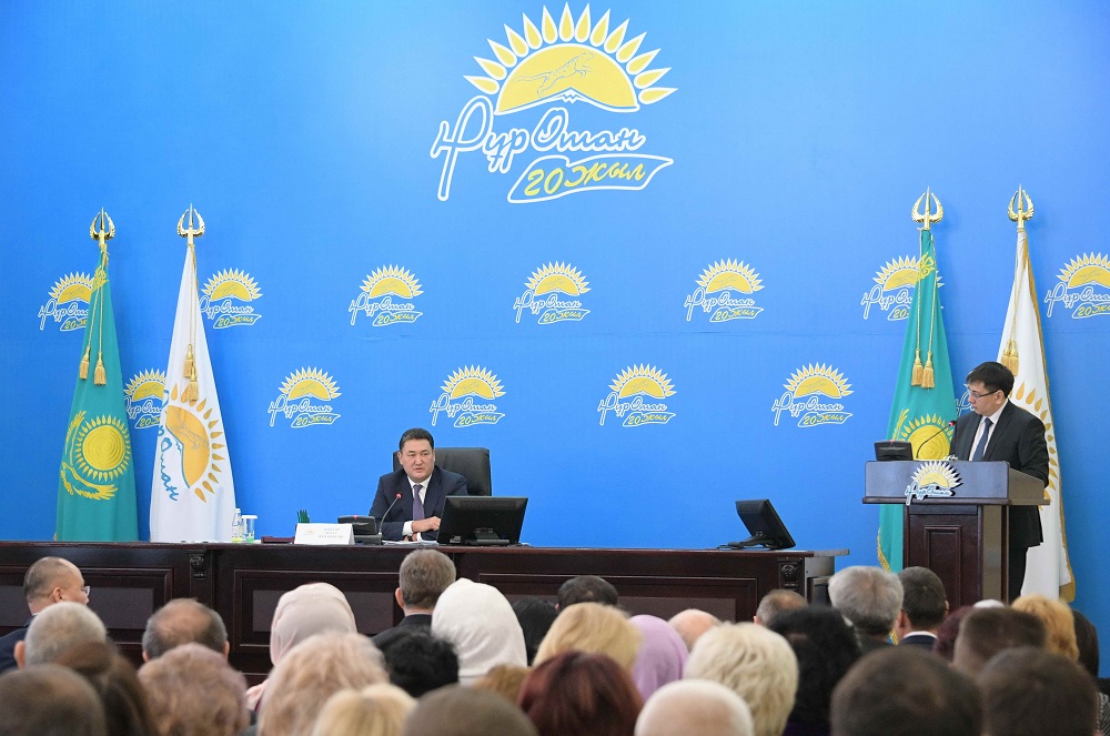 Pavlodarda oblys aktıviniń otyrysy ótti