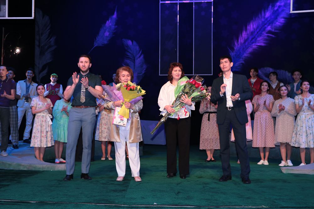 Oralda Farıza Ońǵarsynovanyń shyǵarmashylyǵyna arnalǵan qoıylymnyń premerasy ótti